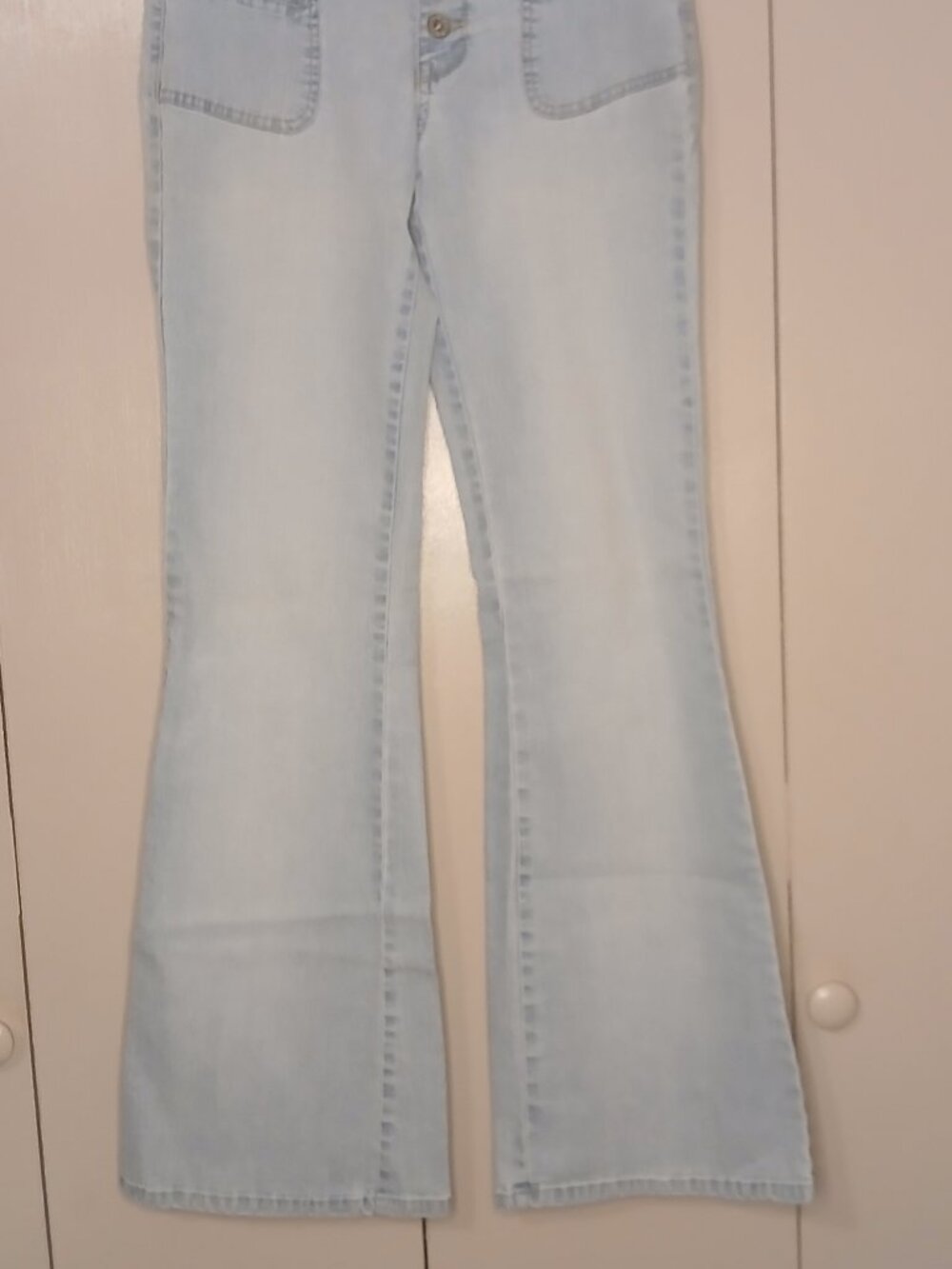 Angles Women's Sz 7 Button Fly Flare Legs Cotton Faux Pockets Y2K Jeans (0932C1